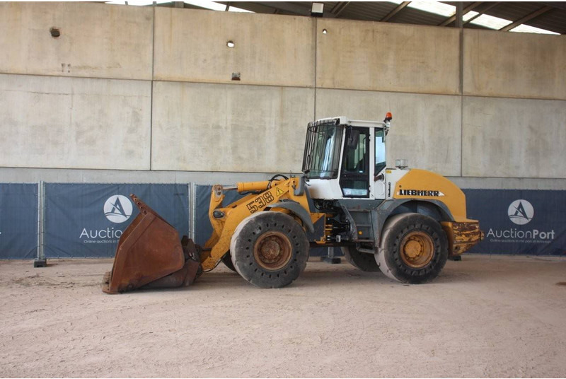 Liebherr L538 - Ratinis krautuvas: foto 1 Liebherr L538 - Ratinis krautuvas: foto 1