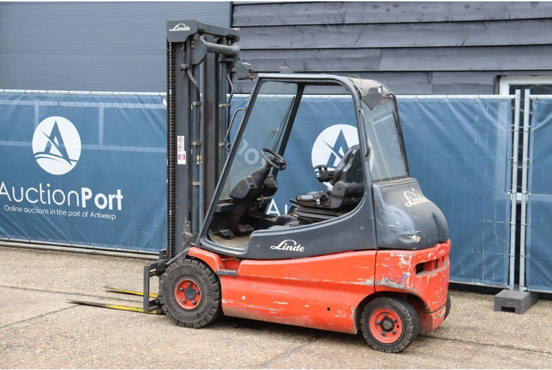 Linde E25-02 - Elektrinis krautuvas: foto 3 Linde E25-02 - Elektrinis krautuvas: foto 3