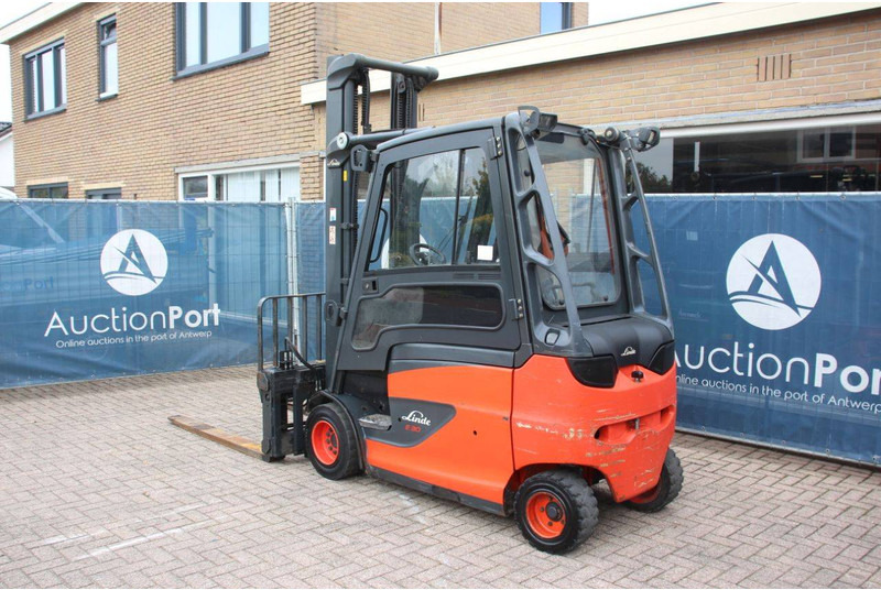 Linde E30HL-01/600 - Elektrinis krautuvas: foto 3 Linde E30HL-01/600 - Elektrinis krautuvas: foto 3