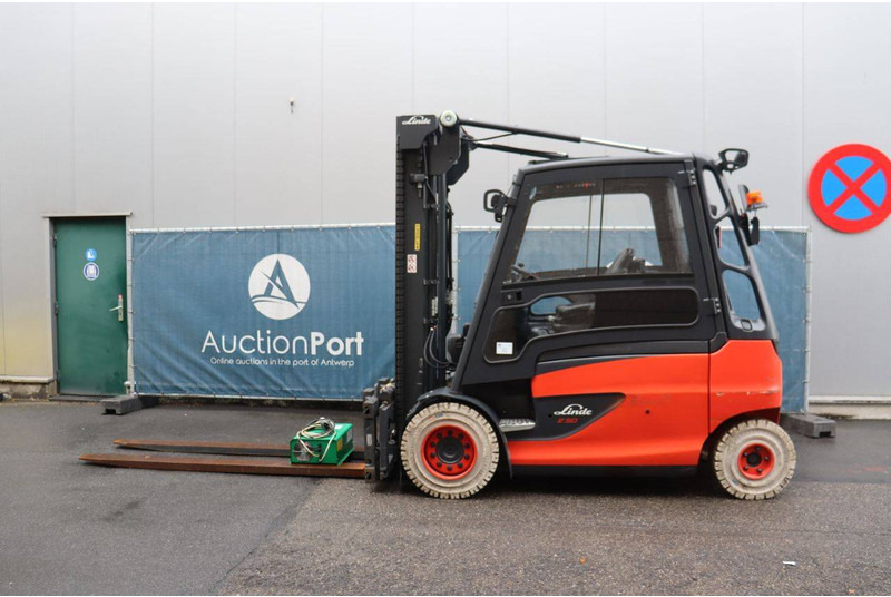 Linde E50HL-01 - Elektrinis krautuvas: foto 2 Linde E50HL-01 - Elektrinis krautuvas: foto 2