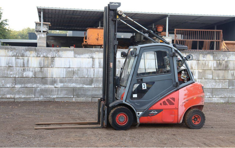 Linde H30CNG-02 - Dujinis krautuvas: foto 1 Linde H30CNG-02 - Dujinis krautuvas: foto 1