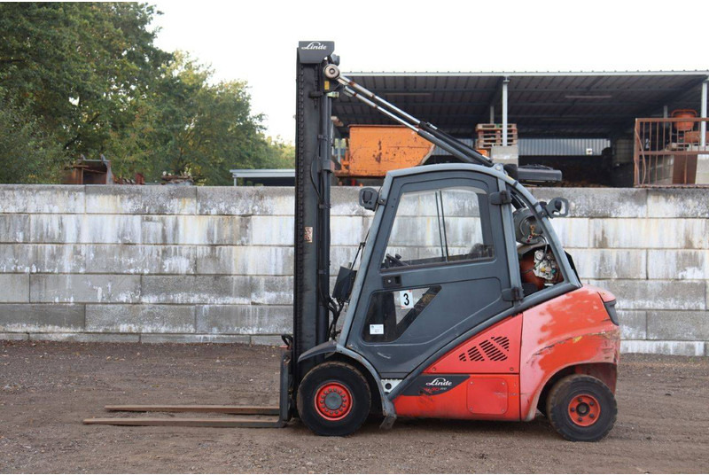 Linde H30CNG-02 - Dujinis krautuvas: foto 2 Linde H30CNG-02 - Dujinis krautuvas: foto 2