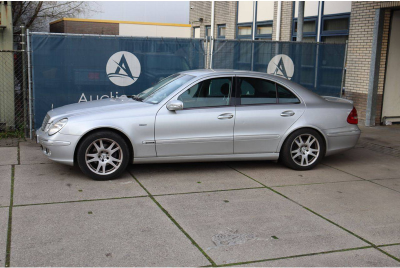 Mercedes-Benz E-Klasse 200 CDI - Sedanas: foto 1 Mercedes-Benz E-Klasse 200 CDI - Sedanas: foto 1