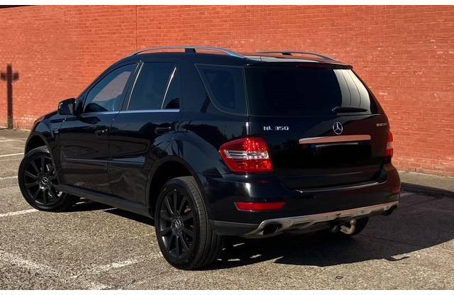 Mercedes-Benz M-Klasse ML 350 CDI BLUETEС - Sedanas: foto 2 Mercedes-Benz M-Klasse ML 350 CDI BLUETEС - Sedanas: foto 2