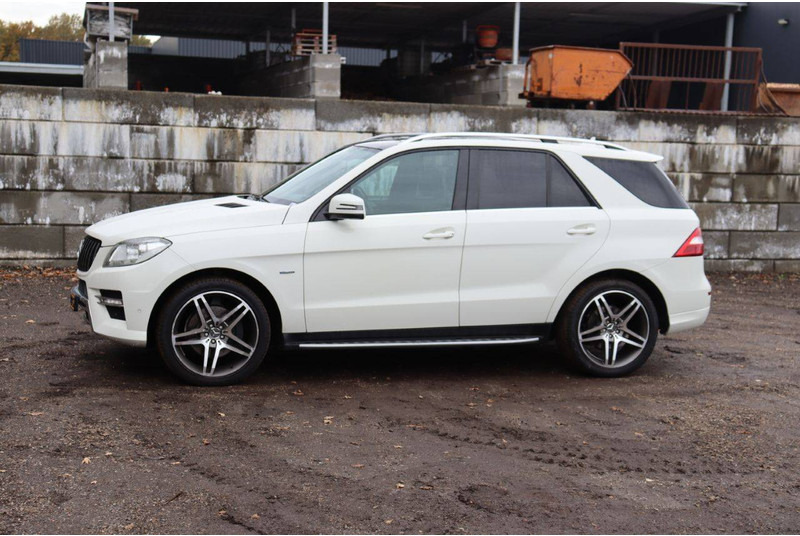 Mercedes-Benz ML350 - Sedanas: foto 1 Mercedes-Benz ML350 - Sedanas: foto 1