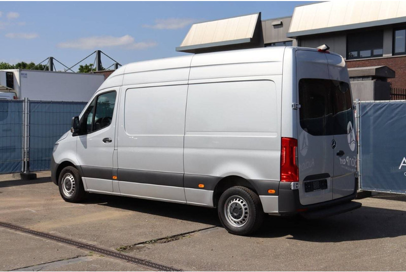 Mercedes-Benz Sprinter - Krovininis mikroautobusas: foto 4 Mercedes-Benz Sprinter - Krovininis mikroautobusas: foto 4