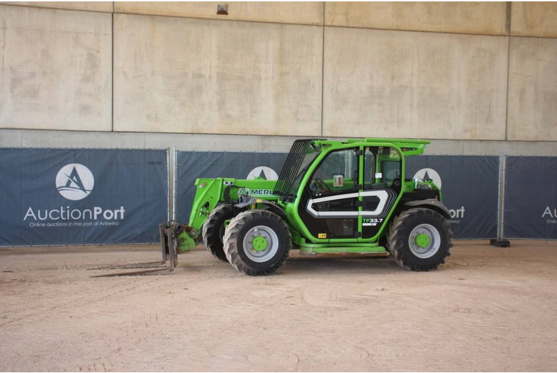 Merlo TF33.7-G - Teleskopinis krautuvas: foto 1 Merlo TF33.7-G - Teleskopinis krautuvas: foto 1