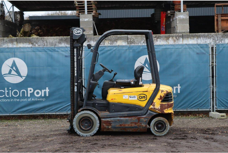 OM Carrelli XE 25 - Elektrinis krautuvas: foto 2 OM Carrelli XE 25 - Elektrinis krautuvas: foto 2