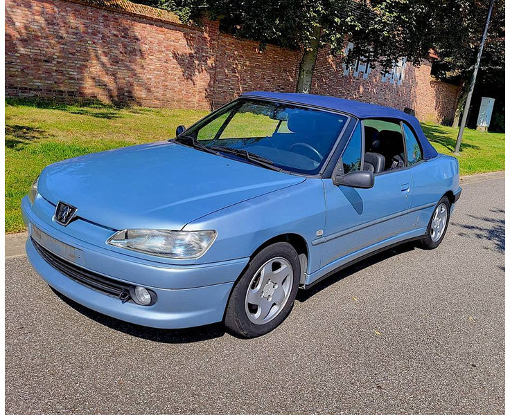 Peugeot 306 Cabriolet 1.6 Automatic - Lengvasis automobilis: foto 1 Peugeot 306 Cabriolet 1.6 Automatic - Lengvasis automobilis: foto 1
