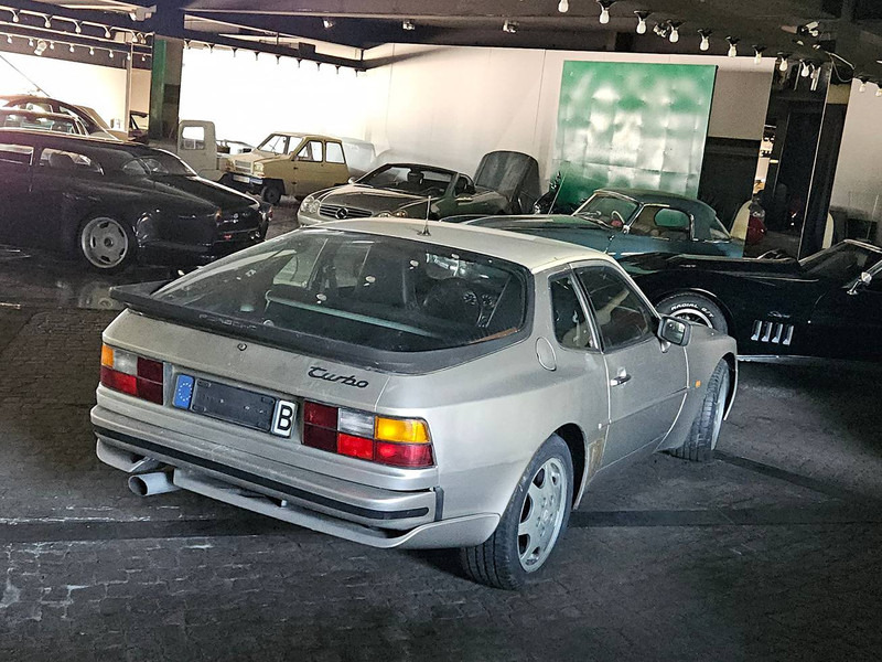 Porsche 944 Turbo - Sedanas: foto 4 Porsche 944 Turbo - Sedanas: foto 4