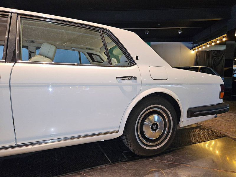 Rolls-Royce SILVER - Lengvasis automobilis: foto 5 Rolls-Royce SILVER - Lengvasis automobilis: foto 5
