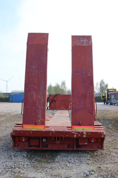 SVP 12.48.3 - Žemo profilio platforma puspriekabė: foto 4 SVP 12.48.3 - Žemo profilio platforma puspriekabė: foto 4