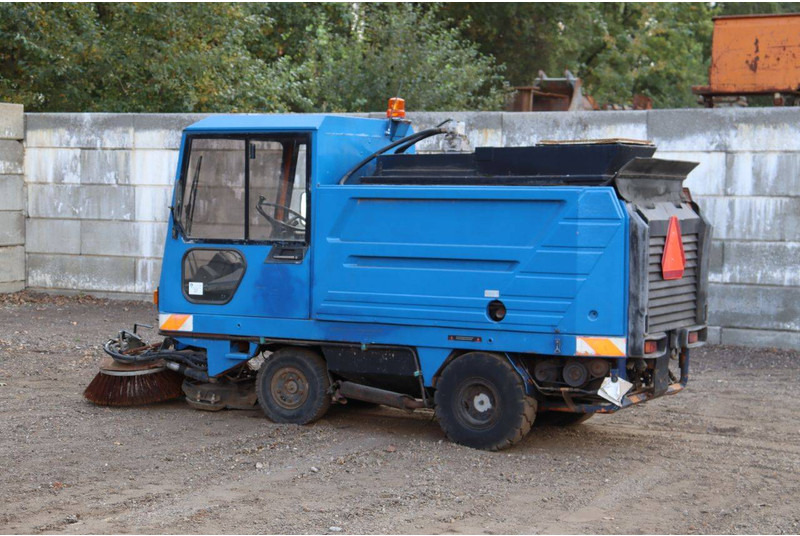 Schmidt SK152S - Gatvių šlavimo mašina: foto 3 Schmidt SK152S - Gatvių šlavimo mašina: foto 3