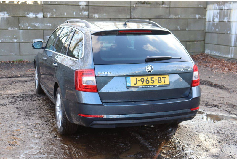 Škoda Octavia - Lengvasis automobilis: foto 4 Škoda Octavia - Lengvasis automobilis: foto 4