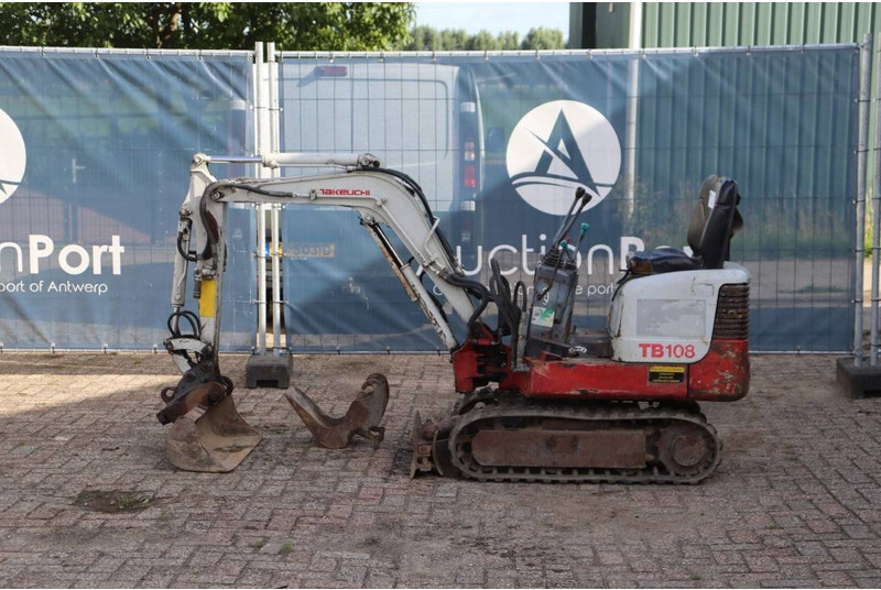 Takeuchi TB108 - Mini ekskavatorius: foto 2 Takeuchi TB108 - Mini ekskavatorius: foto 2