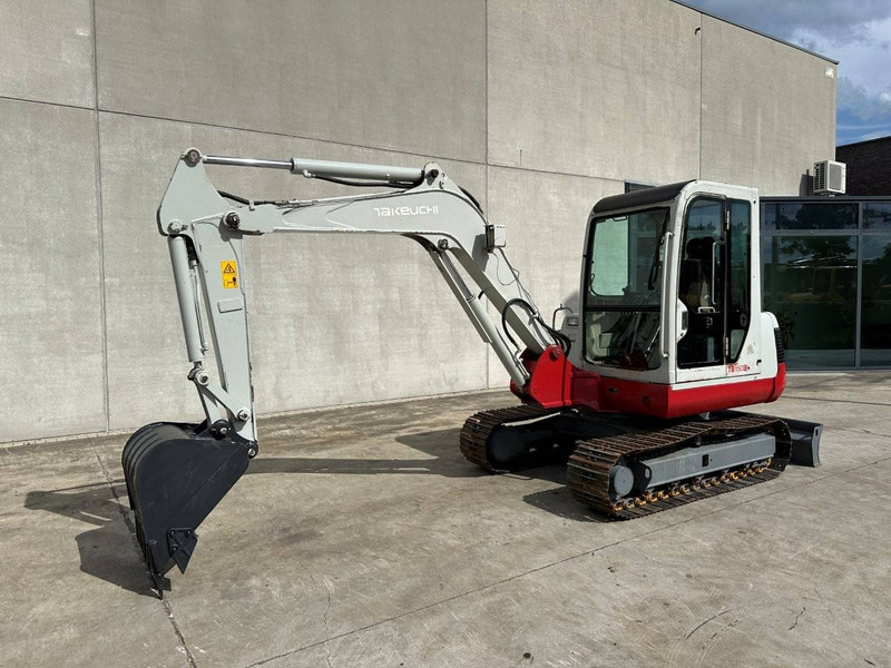 Takeuchi TB150C - Vikšrinis ekskavatorius: foto 1 Takeuchi TB150C - Vikšrinis ekskavatorius: foto 1