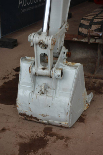 Vikšrinis ekskavatorius Takeuchi TB175C: foto 15