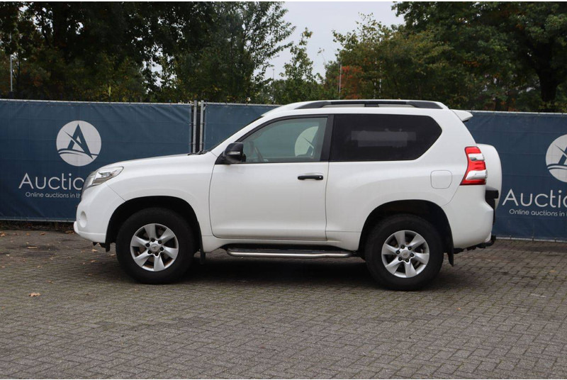 Toyota Land Cruiser - Sedanas: foto 2 Toyota Land Cruiser - Sedanas: foto 2