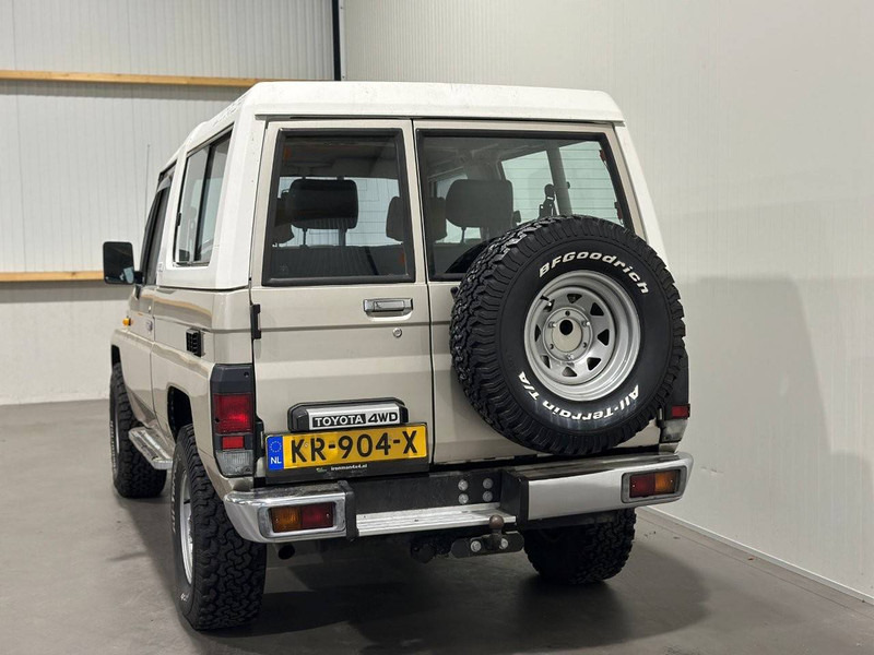 Toyota Land Cruiser - Lengvasis automobilis: foto 4 Toyota Land Cruiser - Lengvasis automobilis: foto 4