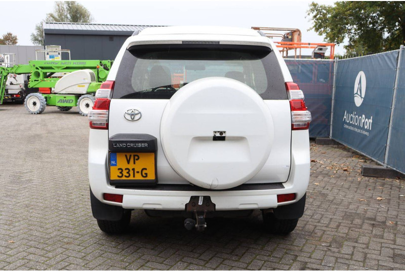 Toyota Land Cruiser - Sedanas: foto 5 Toyota Land Cruiser - Sedanas: foto 5