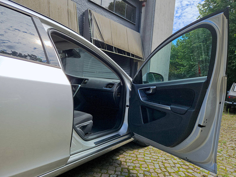 Sedanas Volvo V60 D3: foto 15 Sedanas Volvo V60 D3: foto 15