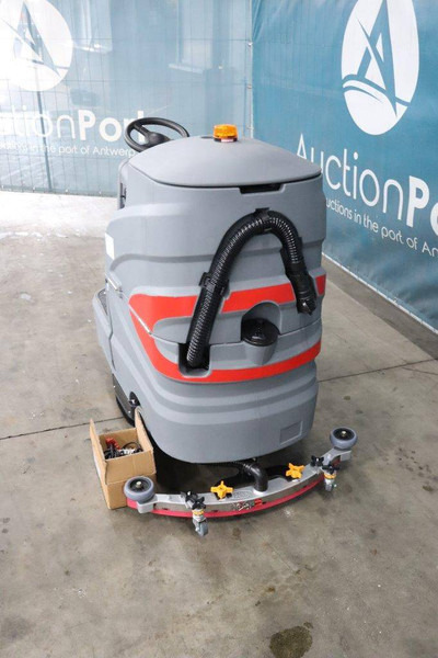 X-tra C70S - Grindų plovimo mašina: foto 4 X-tra C70S - Grindų plovimo mašina: foto 4