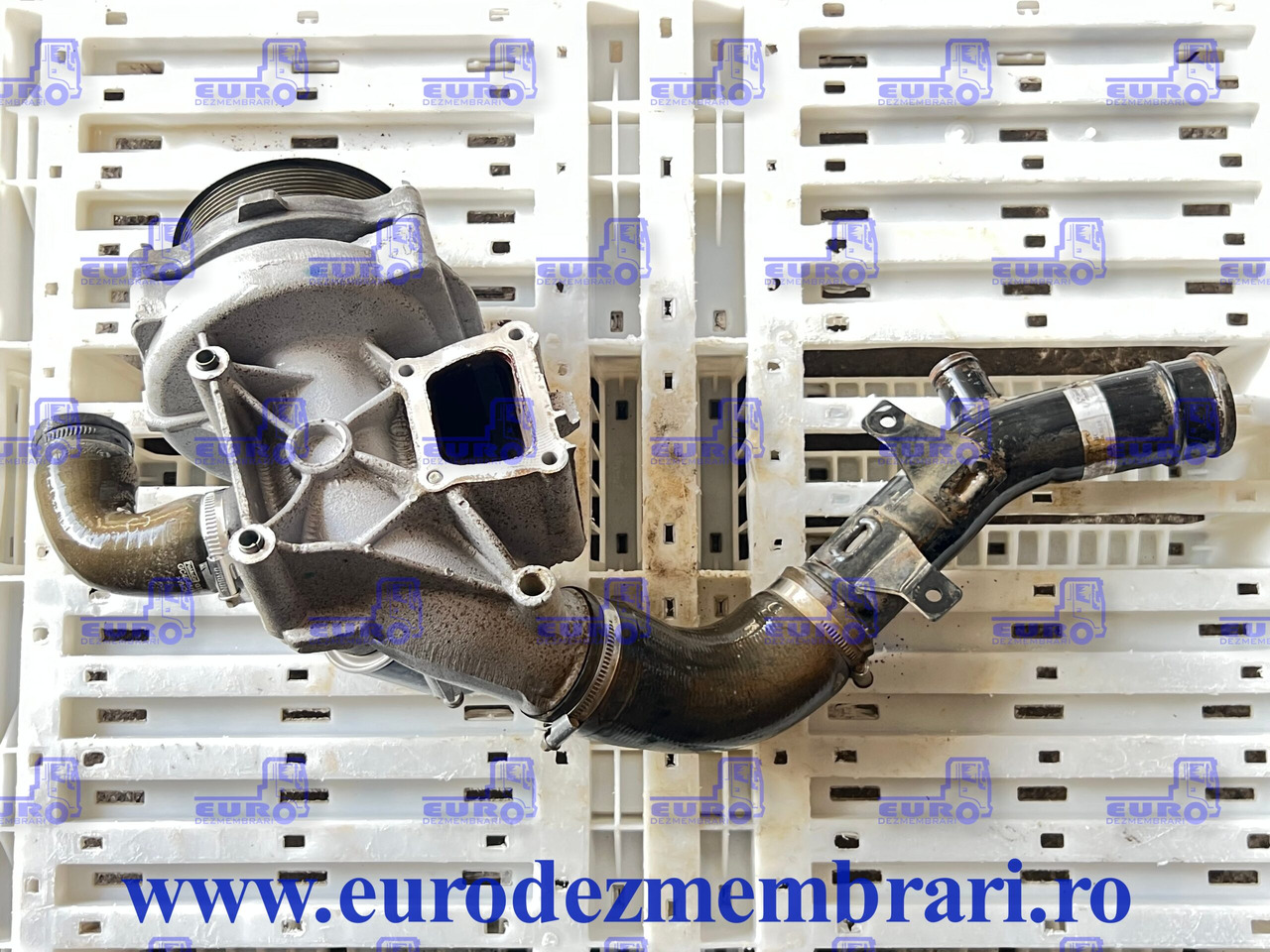 CARCASA POMPA APA + POMPA APA FORD FHR6 GC468505AF - Aušinimo skysčio siurblys - Sunkvežimis: foto 2 CARCASA POMPA APA + POMPA APA FORD FHR6 GC468505AF - Aušinimo skysčio siurblys - Sunkvežimis: foto 2