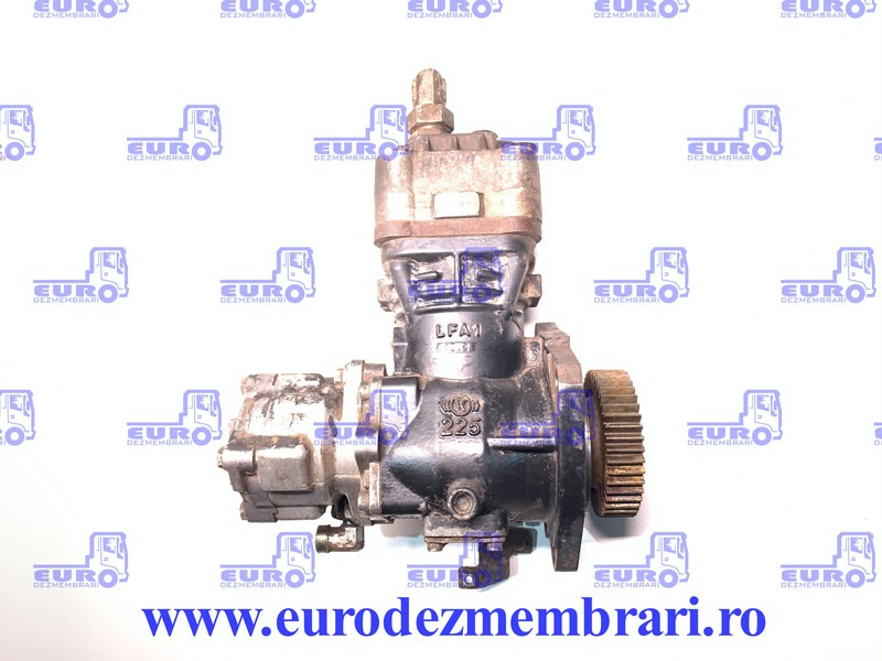 COMPRESOR AER RENAULT MAGNUM DXI13 04905010, K016932 - Kompresorius - Sunkvežimis: foto 1 COMPRESOR AER RENAULT MAGNUM DXI13 04905010, K016932 - Kompresorius - Sunkvežimis: foto 1