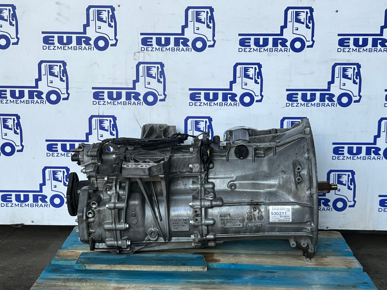 CUTIE DE VITEZE AUTOMATA FARA RETARDER MERCEDES ACTROS MP4 G211-12 - Pavarų dėžė - Sunkvežimis: foto 3 CUTIE DE VITEZE AUTOMATA FARA RETARDER MERCEDES ACTROS MP4 G211-12 - Pavarų dėžė - Sunkvežimis: foto 3
