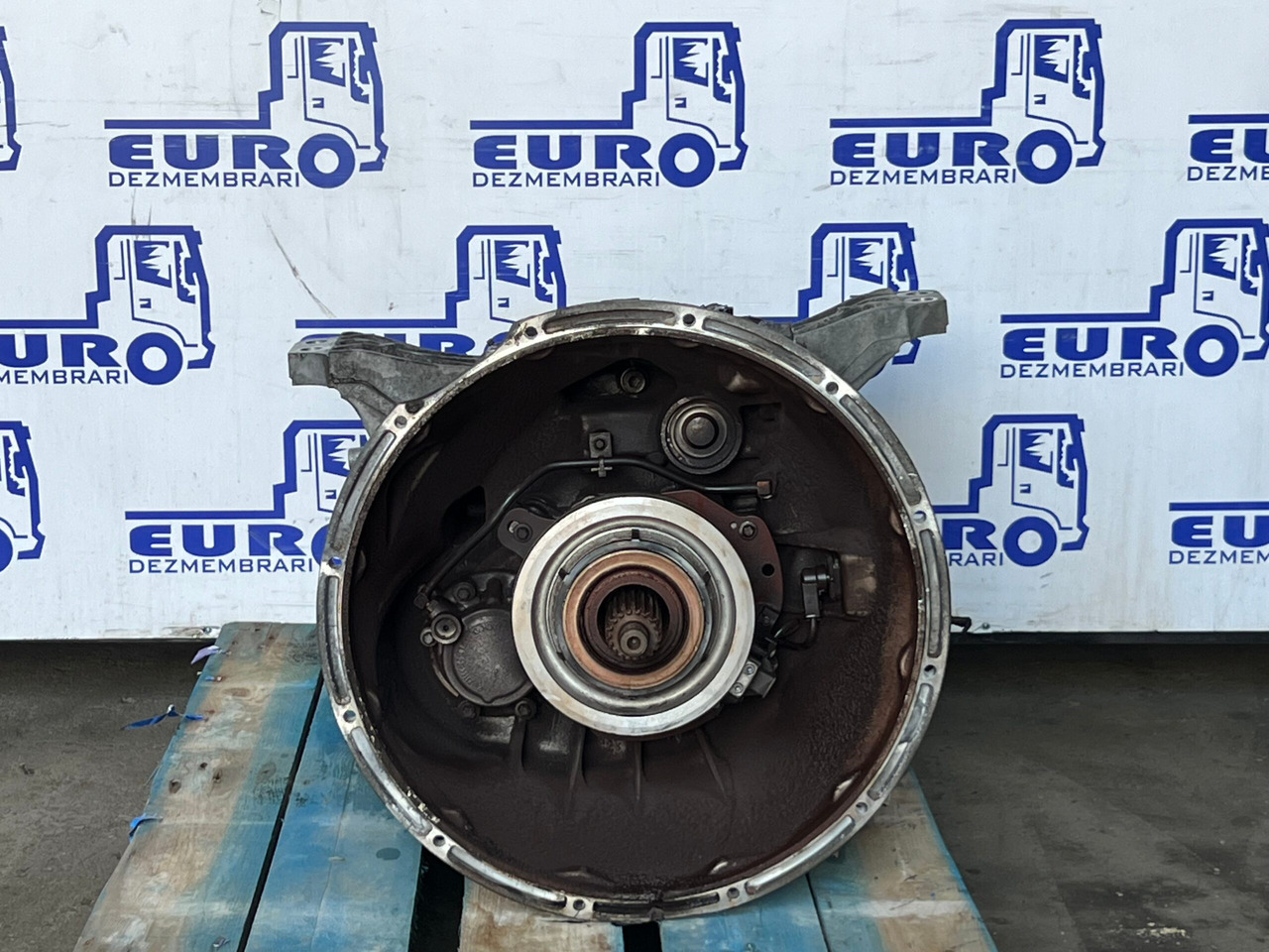 CUTIE DE VITEZE AUTOMATA FARA RETARDER MERCEDES ACTROS MP4 G211-12 - Pavarų dėžė - Sunkvežimis: foto 2 CUTIE DE VITEZE AUTOMATA FARA RETARDER MERCEDES ACTROS MP4 G211-12 - Pavarų dėžė - Sunkvežimis: foto 2