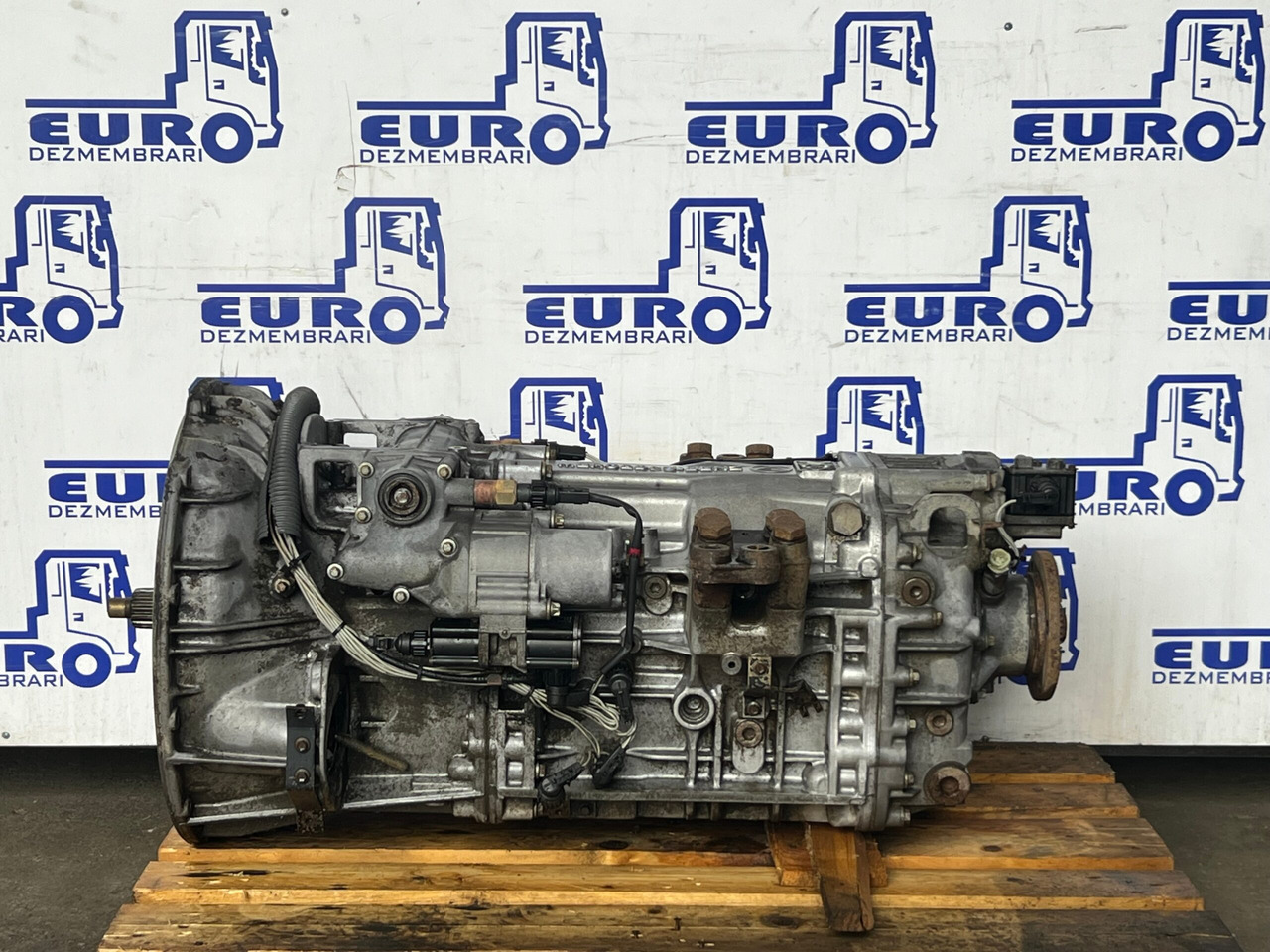 CUTIE DE VITEZE G211-16 FARA RETARDER MERCEDES ACTROS MP1 - Pavarų dėžė - Sunkvežimis: foto 1 CUTIE DE VITEZE G211-16 FARA RETARDER MERCEDES ACTROS MP1 - Pavarų dėžė - Sunkvežimis: foto 1