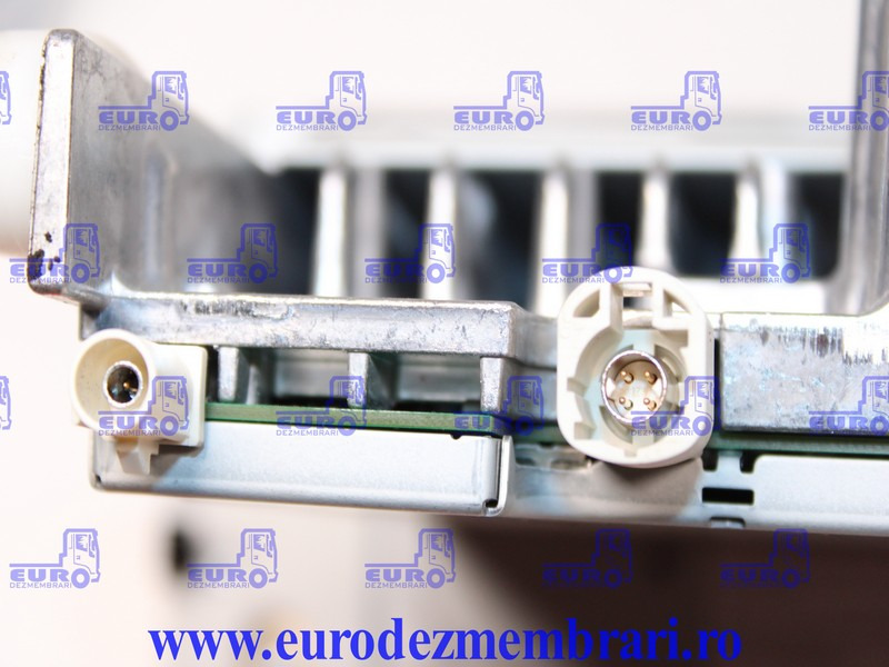 ELEMENT BORD UNITATE MULTIMEDIA AUS SCANIA SUPER 2906950, 2819280 - Prietaisų skydas - Sunkvežimis: foto 5 ELEMENT BORD UNITATE MULTIMEDIA AUS SCANIA SUPER 2906950, 2819280 - Prietaisų skydas - Sunkvežimis: foto 5
