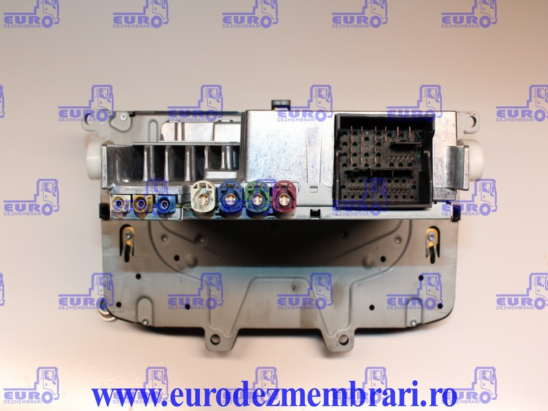 ELEMENT BORD UNITATE MULTIMEDIA SCANIA NGS 2583774, 2594721, 2735760, 2635711, 2783088, 2819278, 2819281 - Prietaisų skydas - Sunkvežimis: foto 2 ELEMENT BORD UNITATE MULTIMEDIA SCANIA NGS 2583774, 2594721, 2735760, 2635711, 2783088, 2819278, 2819281 - Prietaisų skydas - Sunkvežimis: foto 2