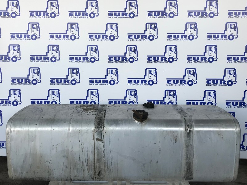 REZERVOR COMBUSTIBIL MERCEDES ACTROS MP2 MP3 MEGA L=185CM l=62CM H=58CM - Degalų bakas - Sunkvežimis: foto 1 REZERVOR COMBUSTIBIL MERCEDES ACTROS MP2 MP3 MEGA L=185CM l=62CM H=58CM - Degalų bakas - Sunkvežimis: foto 1
