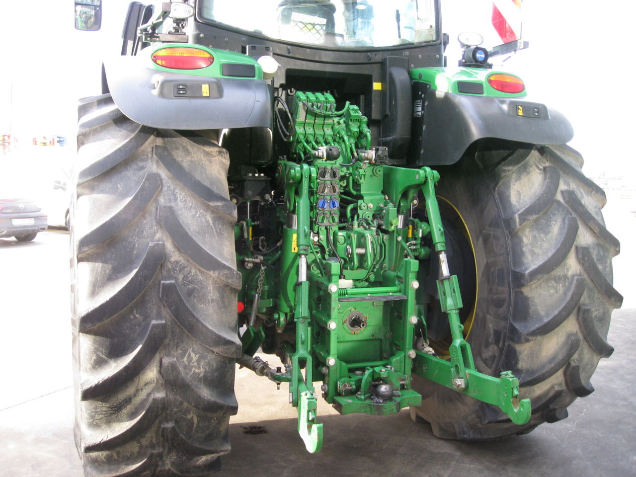 John Deere 6250R - Traktorius: foto 3 John Deere 6250R - Traktorius: foto 3