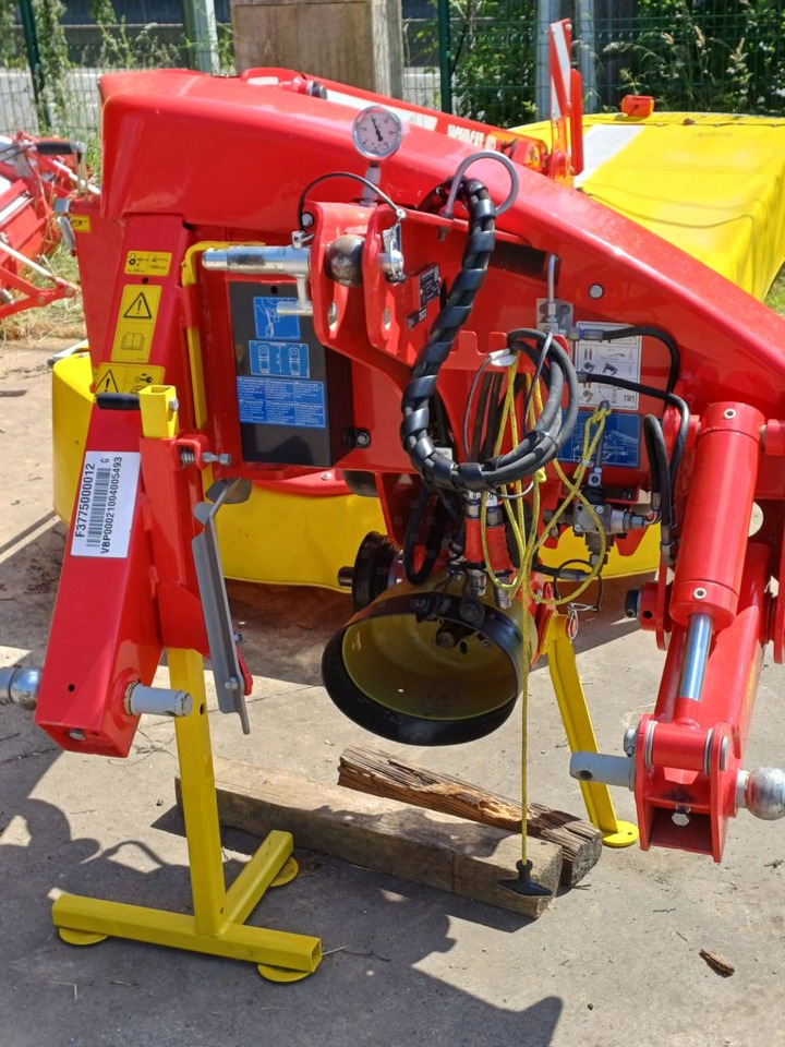 Pöttinger NOVACAT 402 - Šienapjovė: foto 1 Pöttinger NOVACAT 402 - Šienapjovė: foto 1