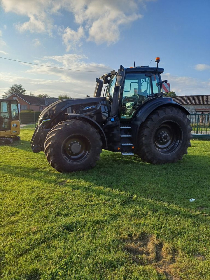 Valtra Q245 - Traktorius: foto 4 Valtra Q245 - Traktorius: foto 4