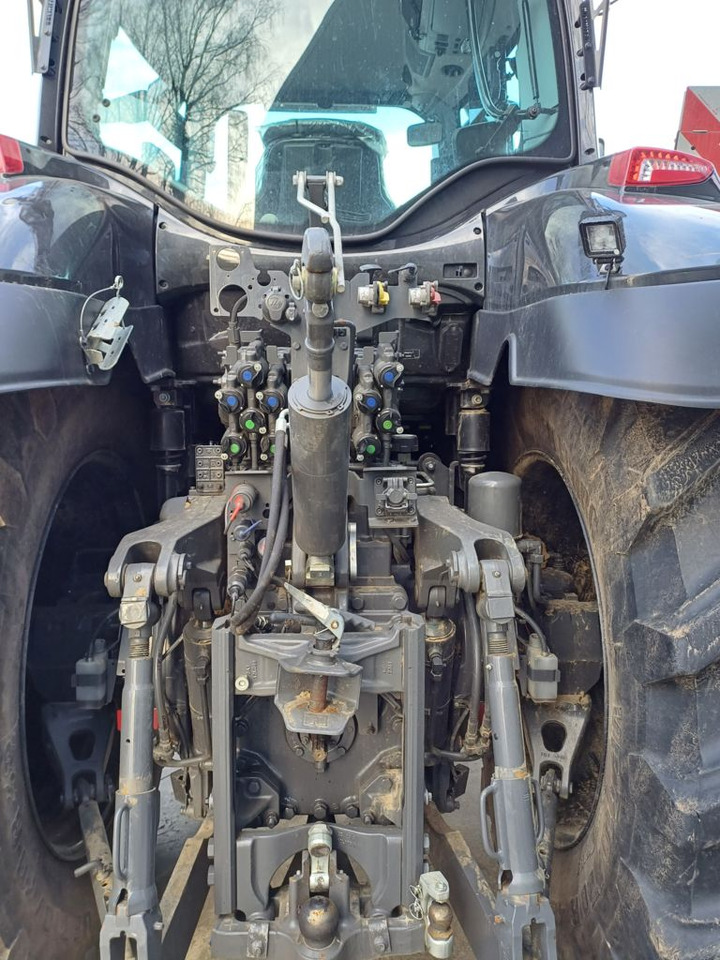 Nauja Traktorius Valtra Q245: foto 10