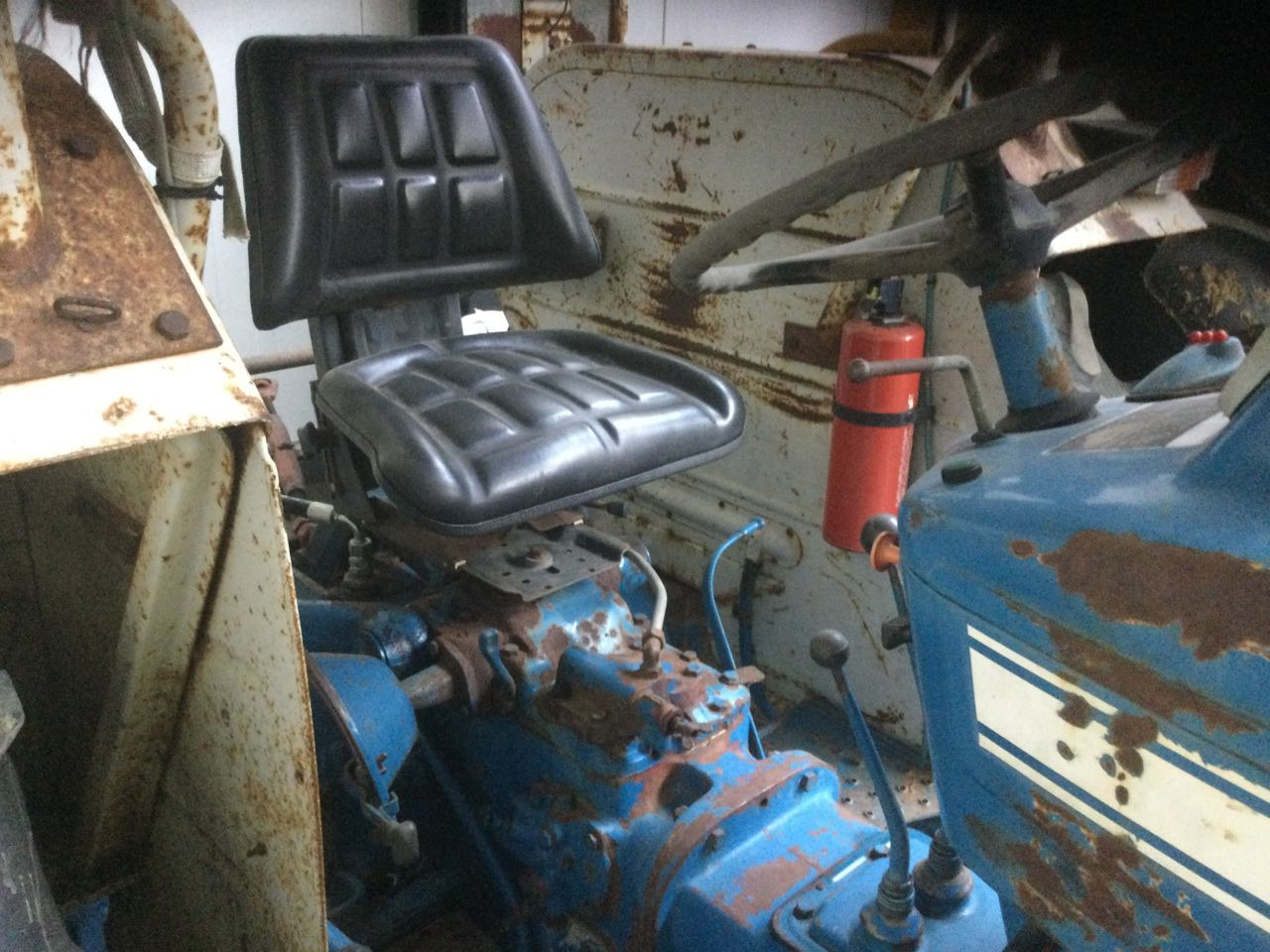 Ford 4000 - Traktorius: foto 3 Ford 4000 - Traktorius: foto 3