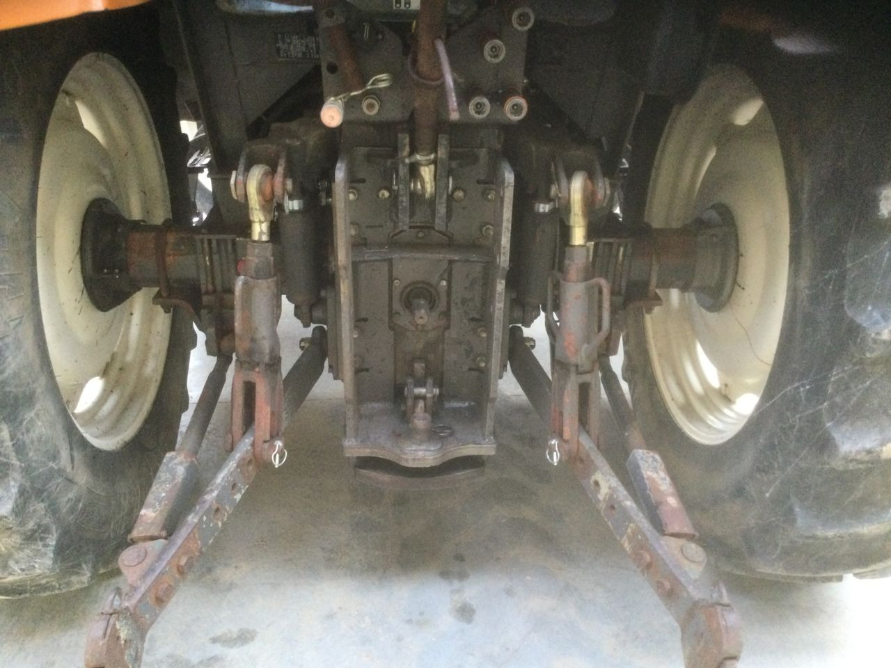 Renault CERES 355 X - Traktorius: foto 5 Renault CERES 355 X - Traktorius: foto 5