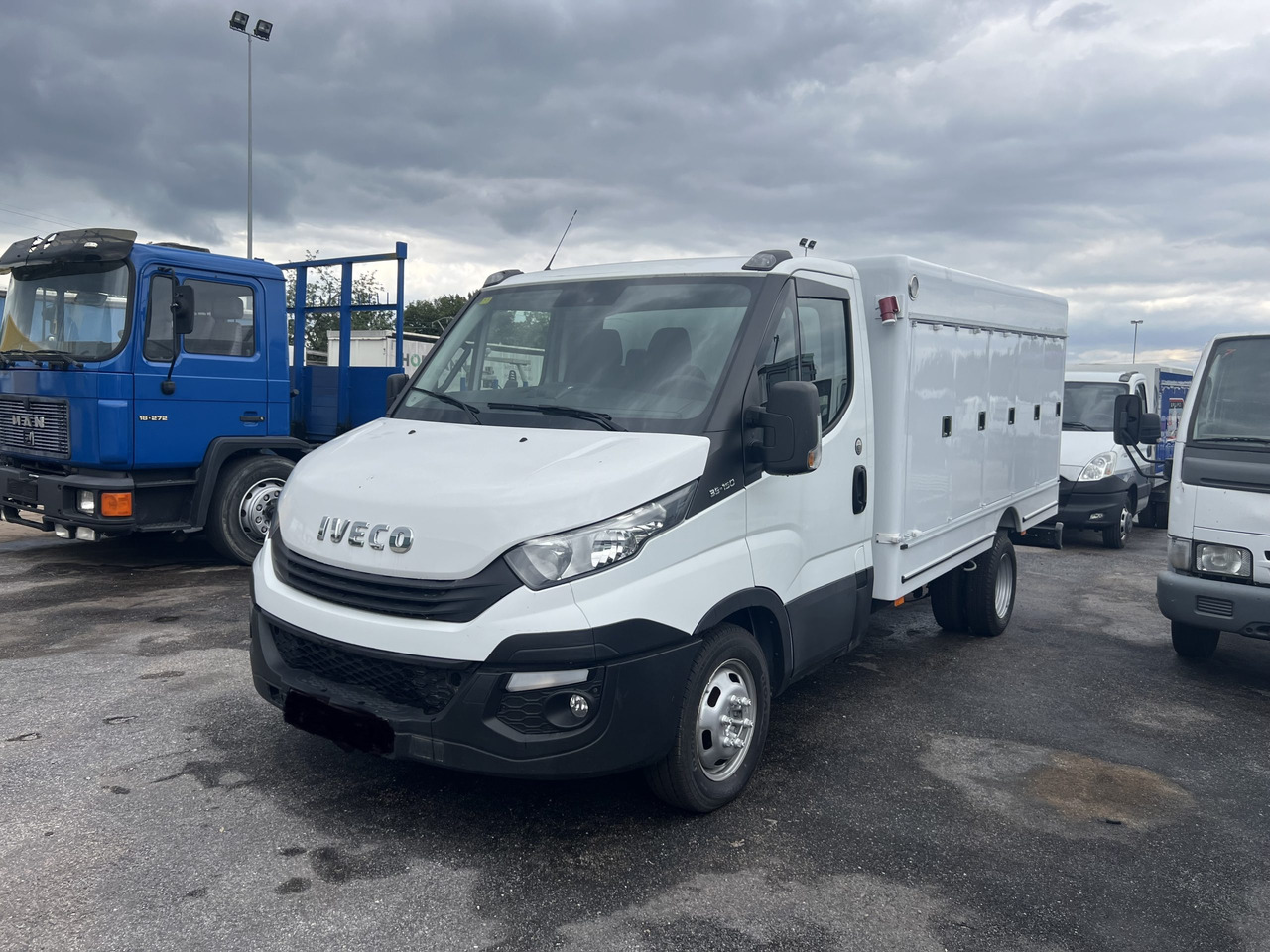 FUROGON HELADERO CON PLACAS MERCEDES Y IVECO - Furgonas šaldytuvas: foto 1 FUROGON HELADERO CON PLACAS MERCEDES Y IVECO - Furgonas šaldytuvas: foto 1