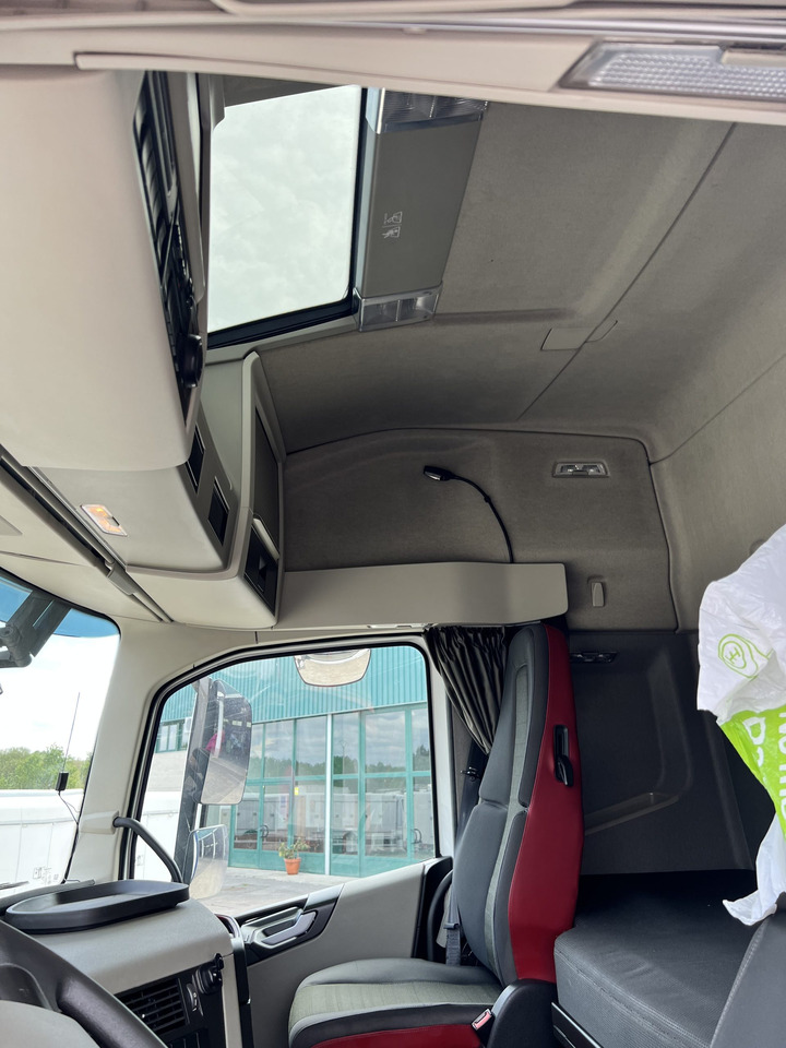Camion Volvo 540 en chasis con retarder - Važiuoklės sunkvežimis: foto 5 Camion Volvo 540 en chasis con retarder - Važiuoklės sunkvežimis: foto 5