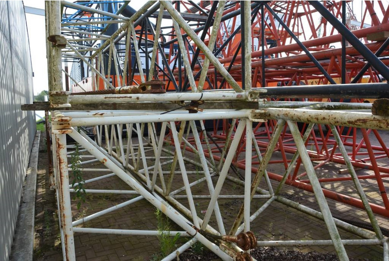 Hitachi Sumitomo SCX700 boom section 9 meter - Strėlė - Vikšrinis kranas: foto 2 Hitachi Sumitomo SCX700 boom section 9 meter - Strėlė - Vikšrinis kranas: foto 2