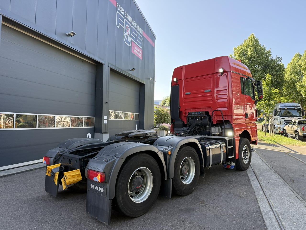 MAN TGX 33.480 6x4 BLS (zul. ZGG 120 t) - Vilkikas: foto 4 MAN TGX 33.480 6x4 BLS (zul. ZGG 120 t) - Vilkikas: foto 4