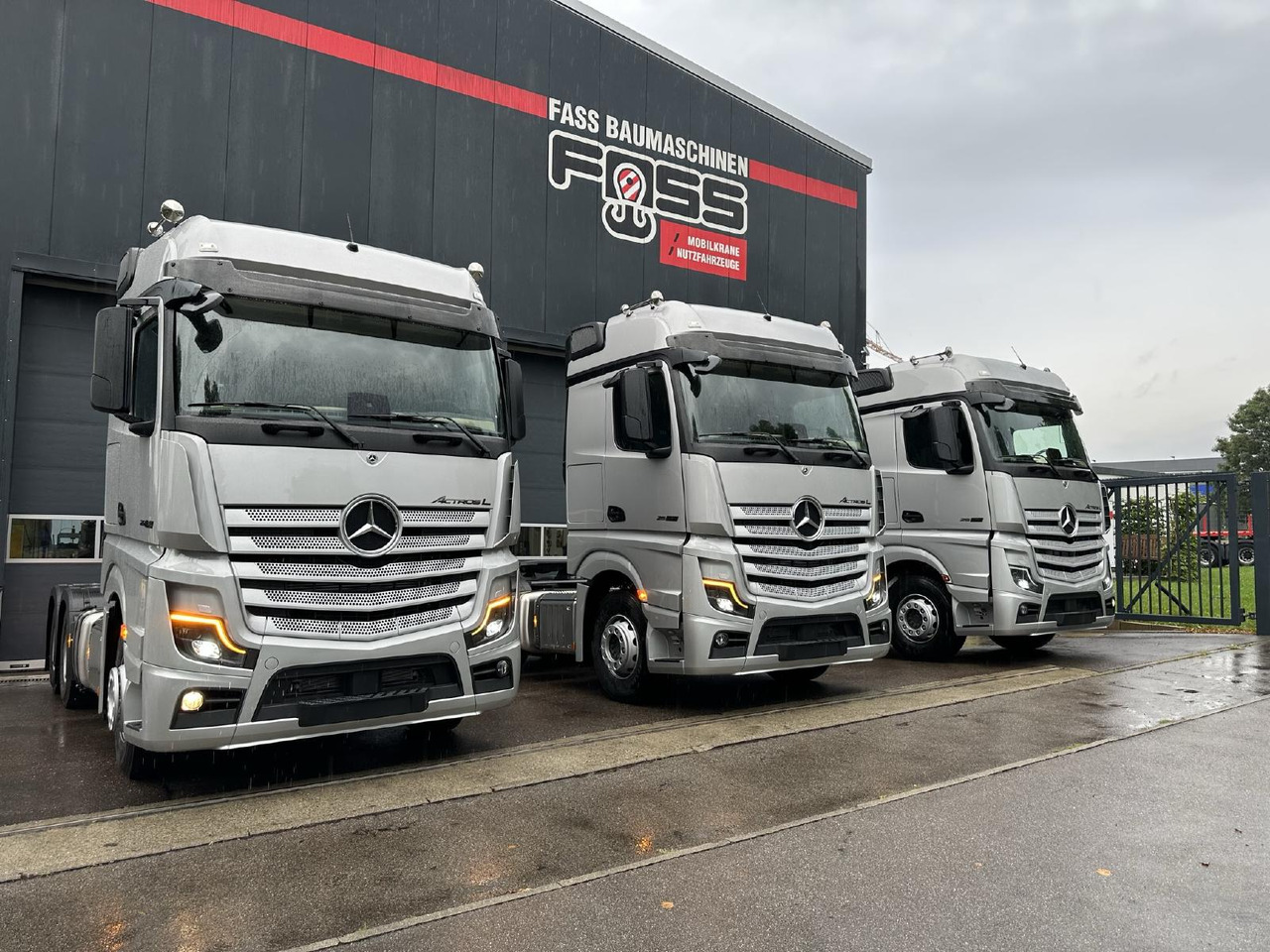 Mercedes Benz Actros 2652 LS 6x4 | NEUFAHRZEUGE | ZGG 120 to - Vilkikas: foto 1 Mercedes Benz Actros 2652 LS 6x4 | NEUFAHRZEUGE | ZGG 120 to - Vilkikas: foto 1
