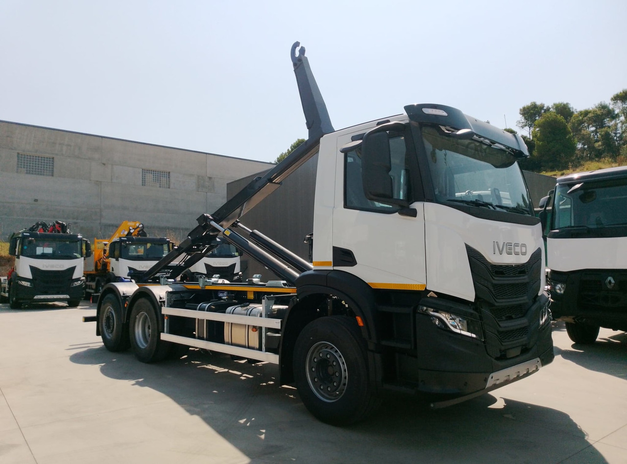 IVECO AD280X40 YPS ON X-WAY E6 (Hook Equipment) - Hook-lift sunkvežimis: foto 1 IVECO AD280X40 YPS ON X-WAY E6 (Hook Equipment) - Hook-lift sunkvežimis: foto 1
