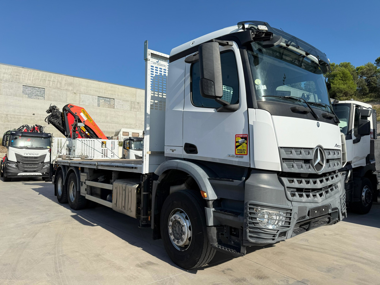 MERCEDES BENZ 26.36 Arocs E6 (Platform and Crane) - Kita technika: foto 1 MERCEDES BENZ 26.36 Arocs E6 (Platform and Crane) - Kita technika: foto 1