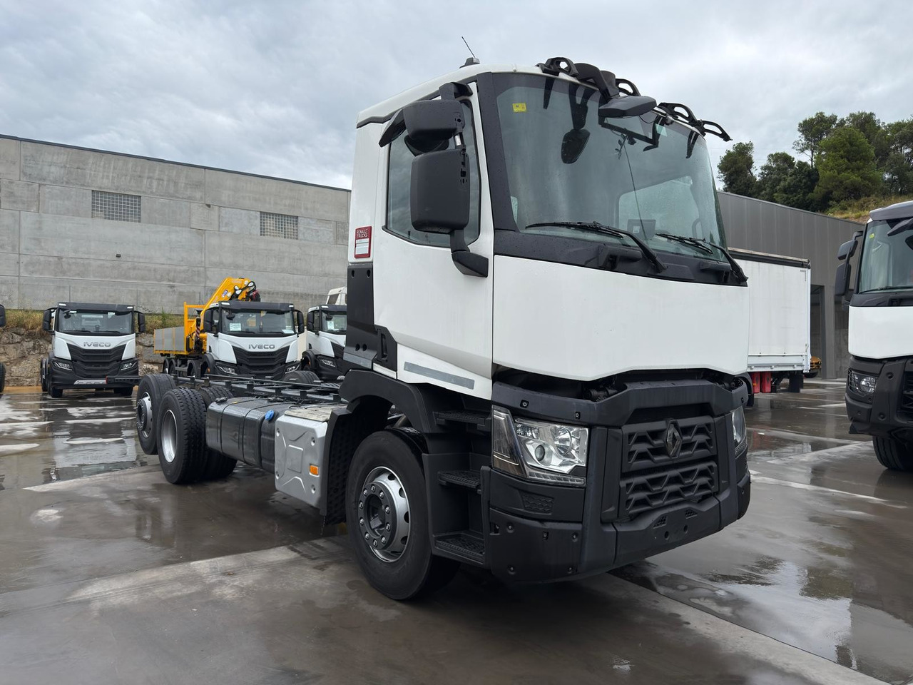 RENAULT C380.26 E6 (Chassis) - Važiuoklės sunkvežimis: foto 1 RENAULT C380.26 E6 (Chassis) - Važiuoklės sunkvežimis: foto 1