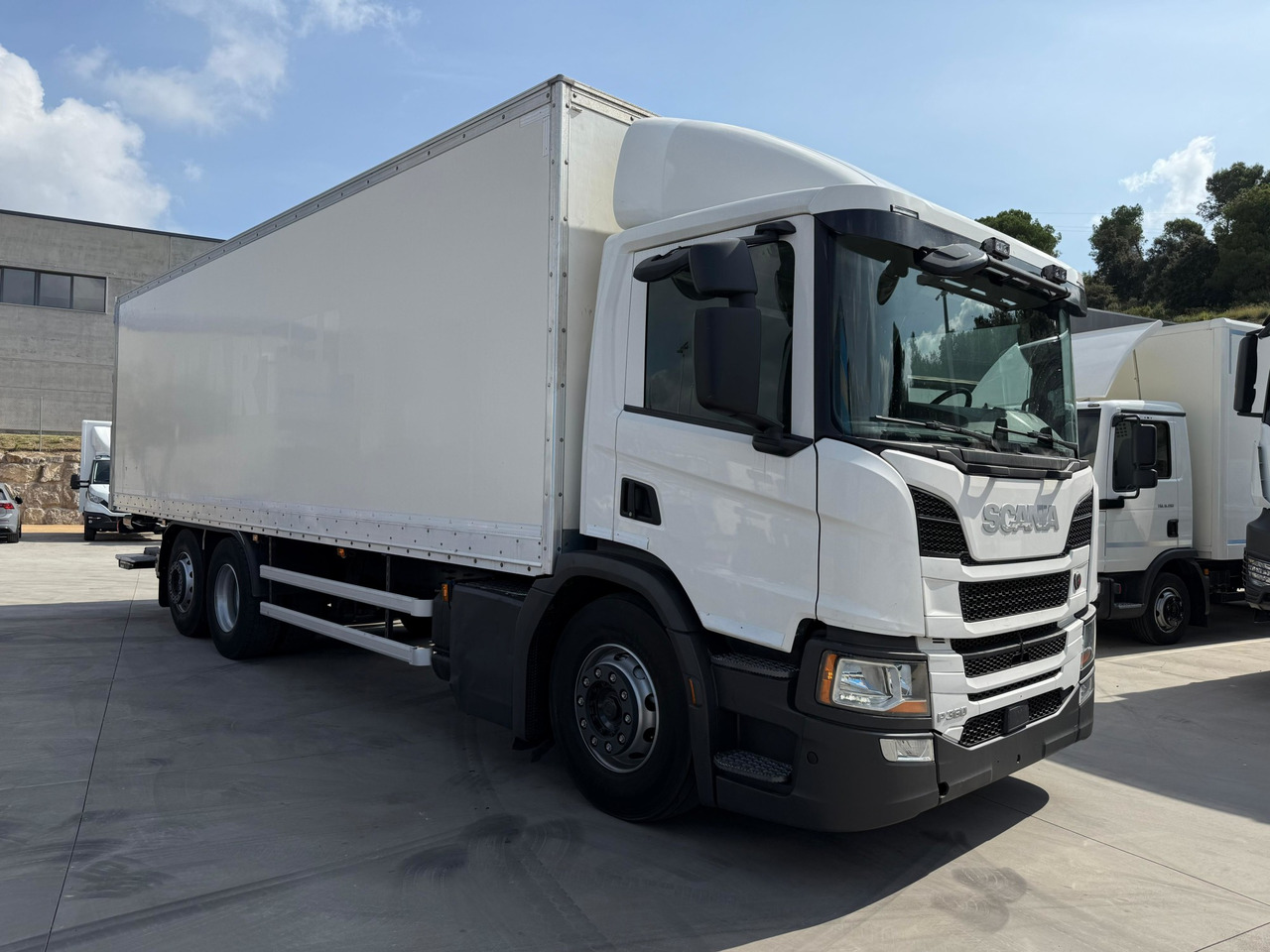 SCANIA P360 E6 (VAN) - Furgonas sunkvežimis: foto 2 SCANIA P360 E6 (VAN) - Furgonas sunkvežimis: foto 2
