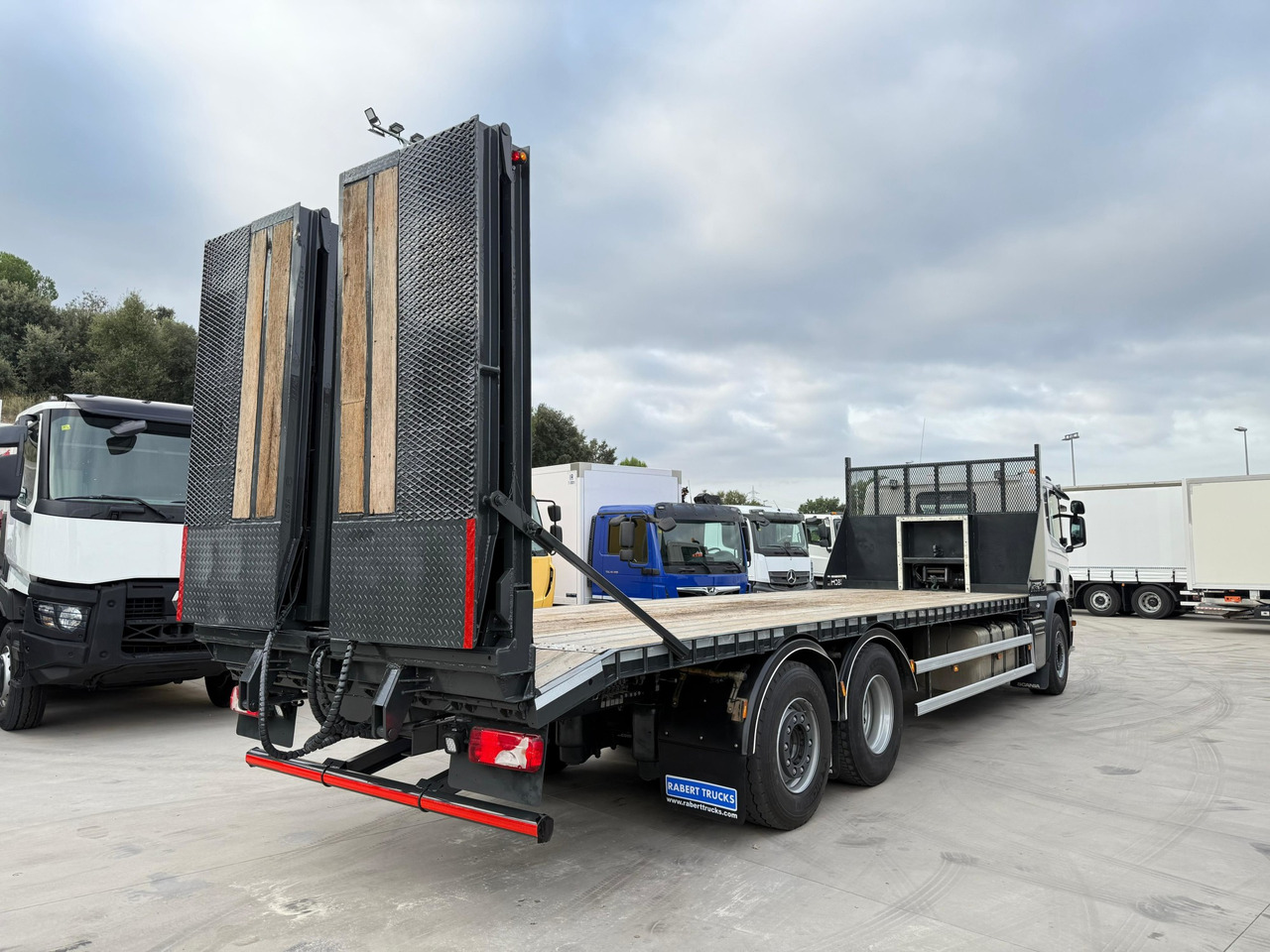 SCANIA P410 E6 (Machinery Carrier) - Autovežis sunkvežimis: foto 3 SCANIA P410 E6 (Machinery Carrier) - Autovežis sunkvežimis: foto 3